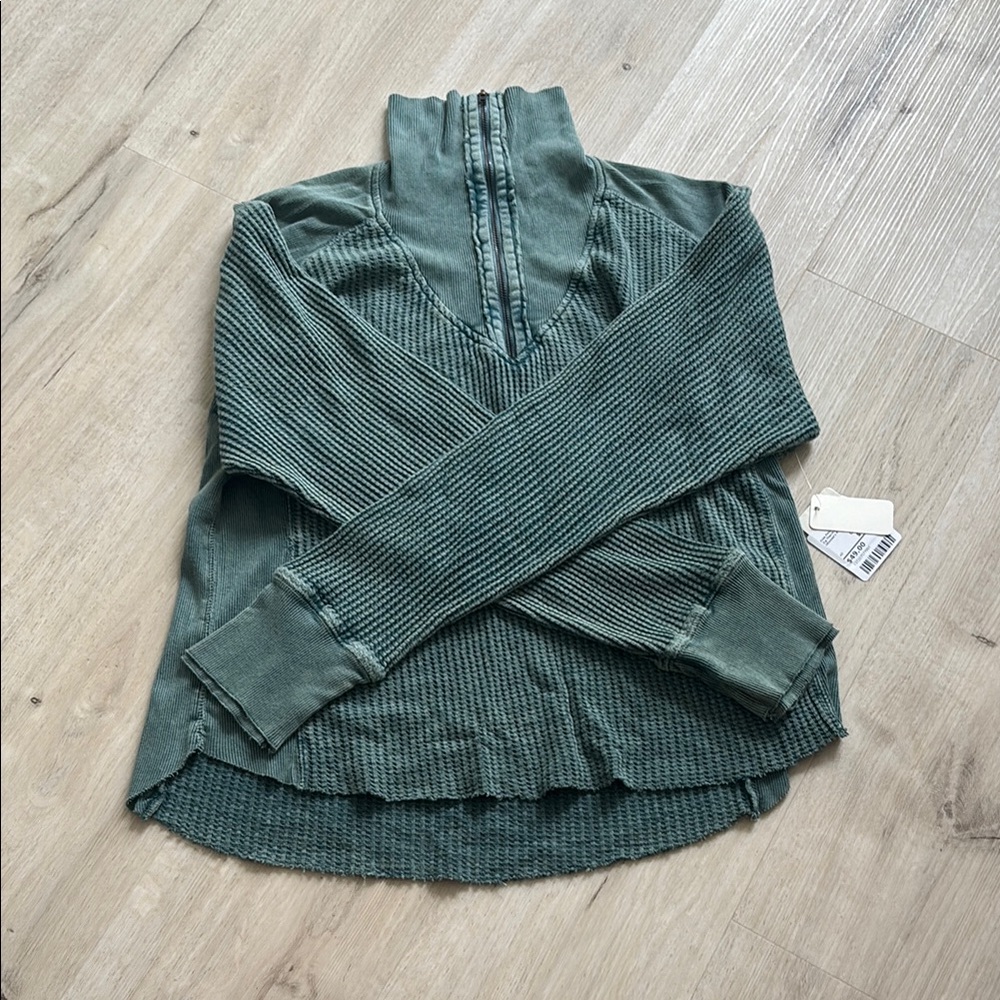 Green Textured Long Sleeve Top